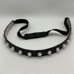 Stunning black stretch belt with pearl and gold front accents, size L